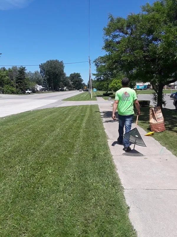 Affordable yard maintenance for homes in Dearborn, MI by Mr Mowers Lawn & Snow removal