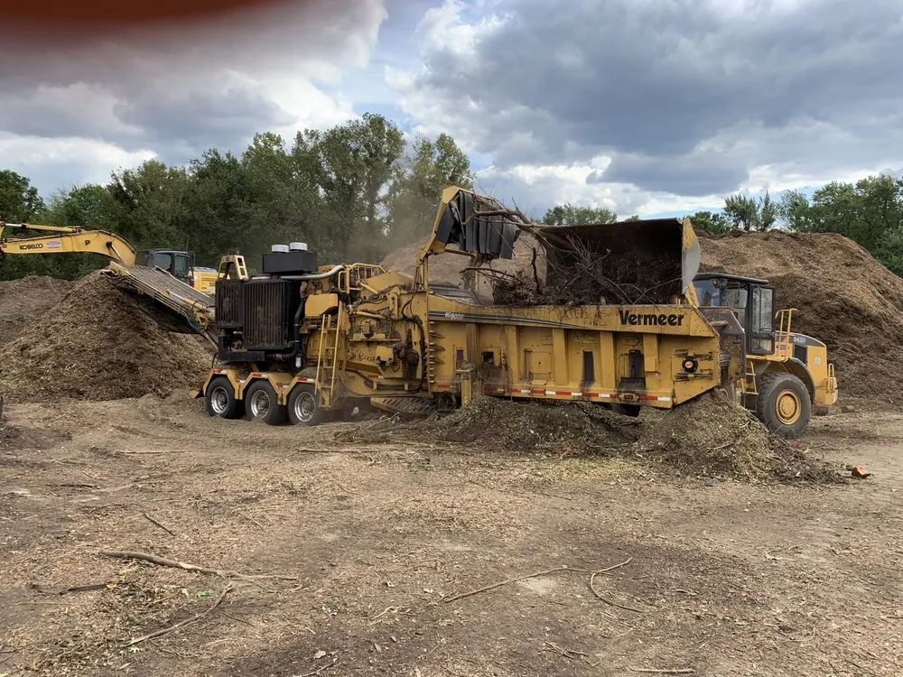 Local landscape design in Canton, OH by Mr. Mulch