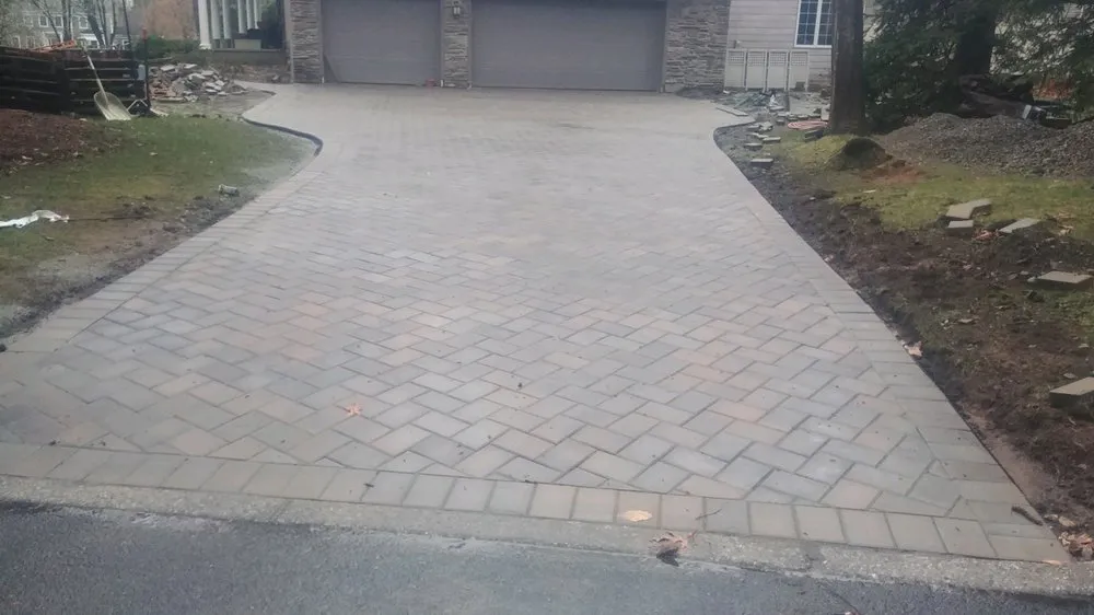 Top-rated lawn care service in Park Ridge, NJ by Mr. Natural's Organic Lawn & Plant Care