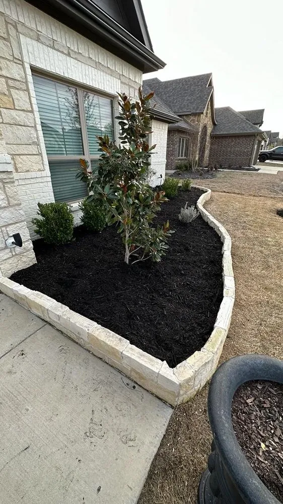 Professional lawn care service experts serving Waxahachie, TX - Mr Ortiz Lawns