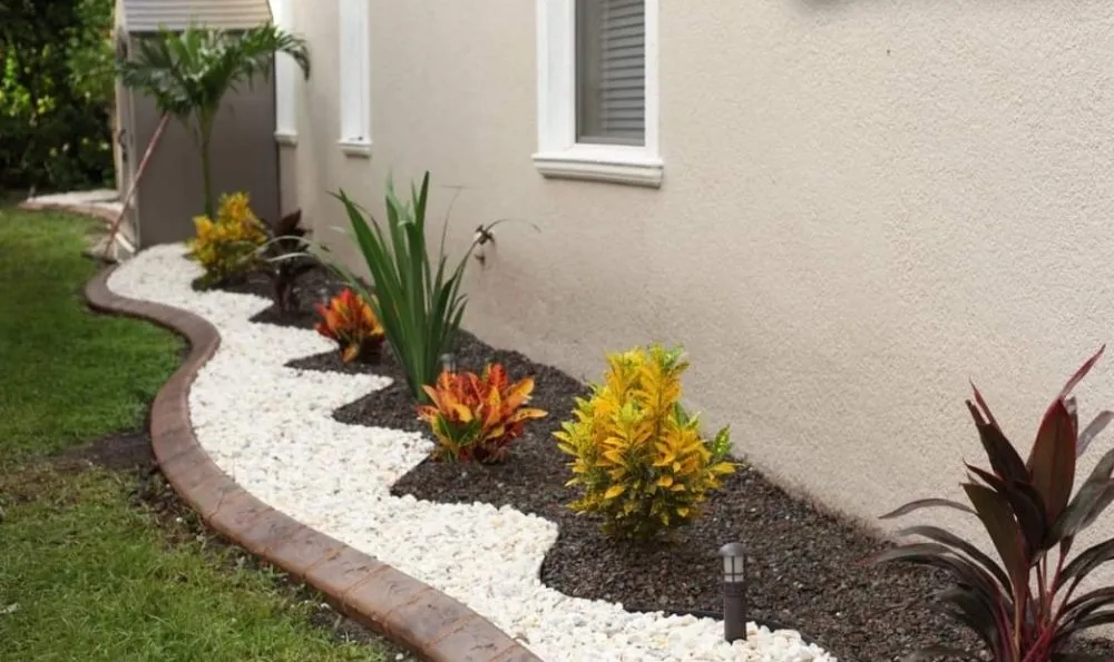 Local yard cleanup service for homes in Kenosha, WI by Mr Pancho Diaz Landscaping