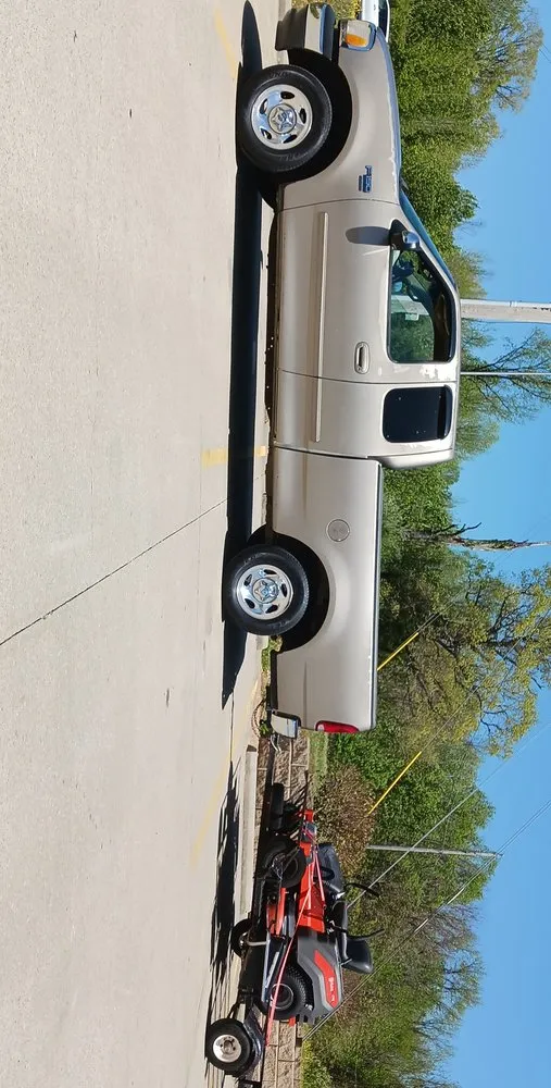 Professional yard cleanup service for beautiful yards in Nunnelly, TN by MR Property Maintenance