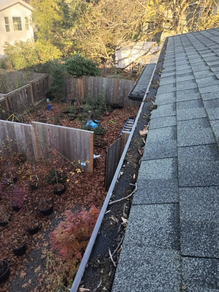 Trusted lawn mowing service experts serving Gresham, OR - Mr Soto's Lawn Care