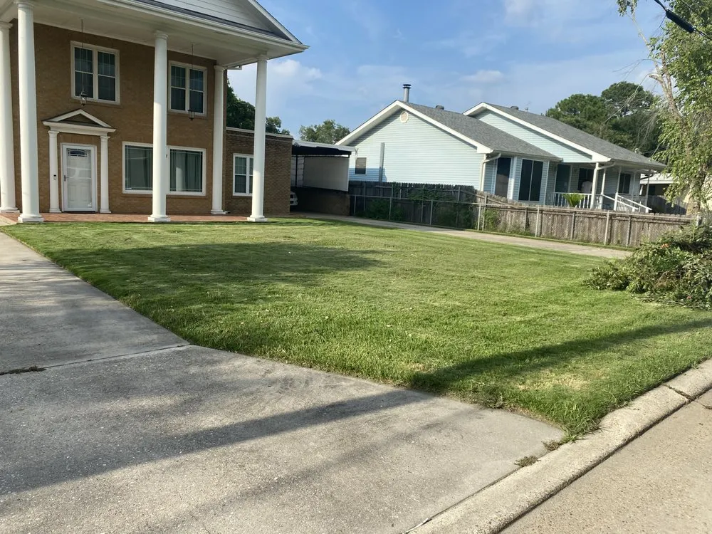 Custom lawn care service experts serving Patterson, LA - Mr Watson's Lawn Service