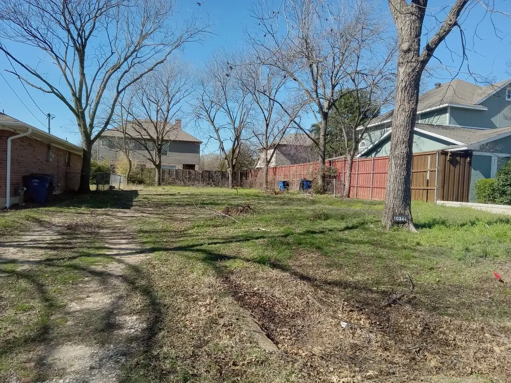 Affordable yard cleanup service in Saint Francisville, LA by Mr Wonderful Home Maintenance