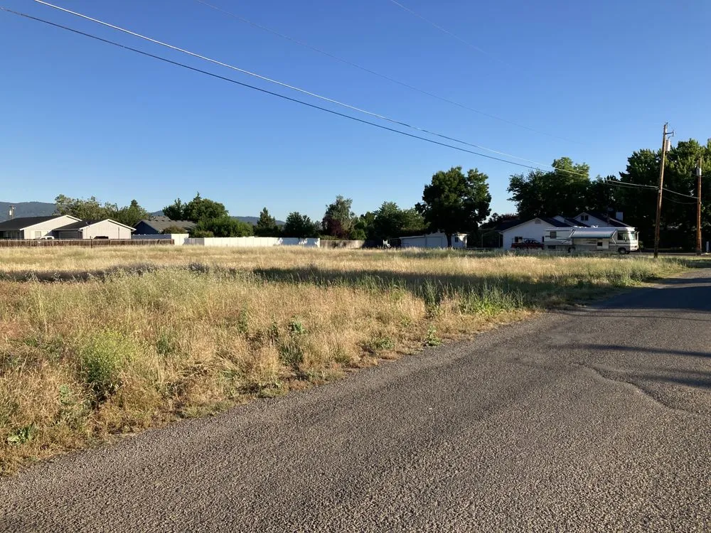 Trusted landscaping services in Medford, OR by Mr Wrights Brush Clearing