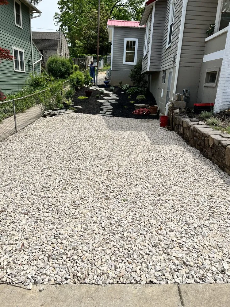 Professional yard maintenance in Waynesboro, VA - Mrc Landscaping And Hardscaping