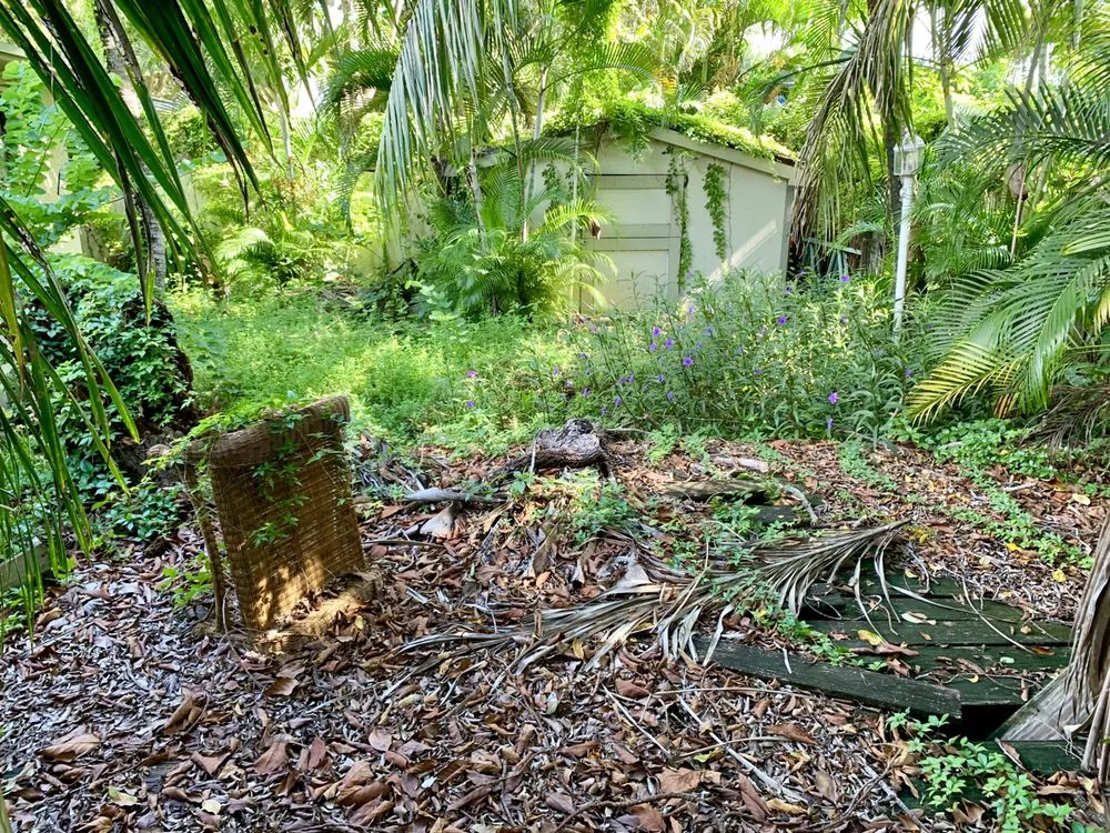 Professional residential landscaping in Miami, FL by MRC LANDSCAPING