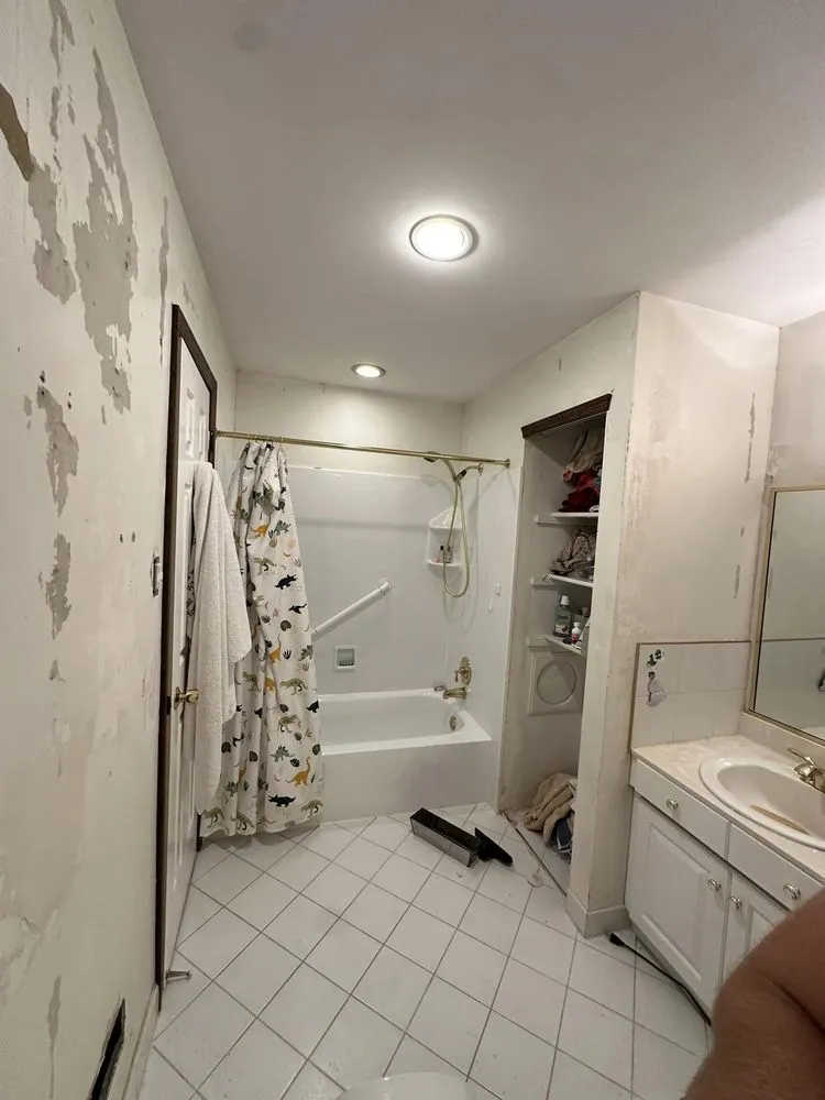 Top-rated lawn care service experts serving Newtown, PA - Mr.Cool Tool