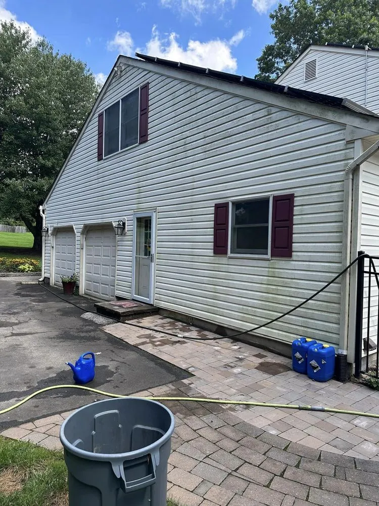 Trusted landscaping services experts serving Newtown, PA - Mr.Cool Tool