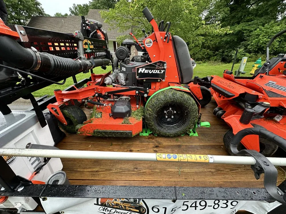 Expert lawn mowing service near you in Mt. Juliet, TN by MrGreenTrades