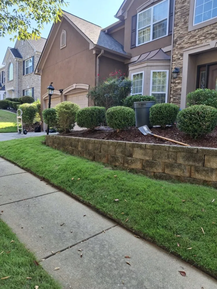 Professional garden landscaping experts serving Fairburn, GA - Mr.Harveys