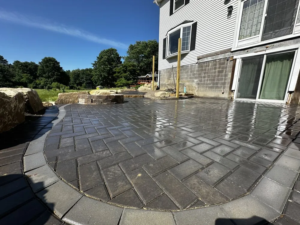 Expert yard maintenance in Mentor, OH - MRK Landscaping & Snowplowing