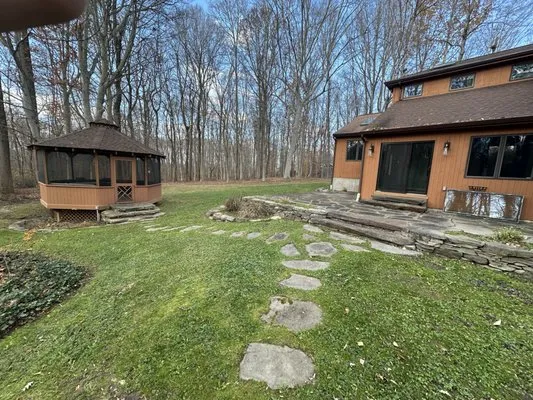 Mrozinski Landscaping and Lawn Maintenance
