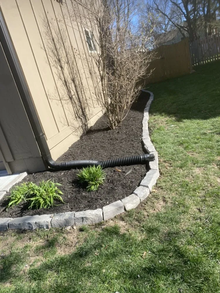 Reliable outdoor landscaping for homes across Grandview, MO - Márquez land care