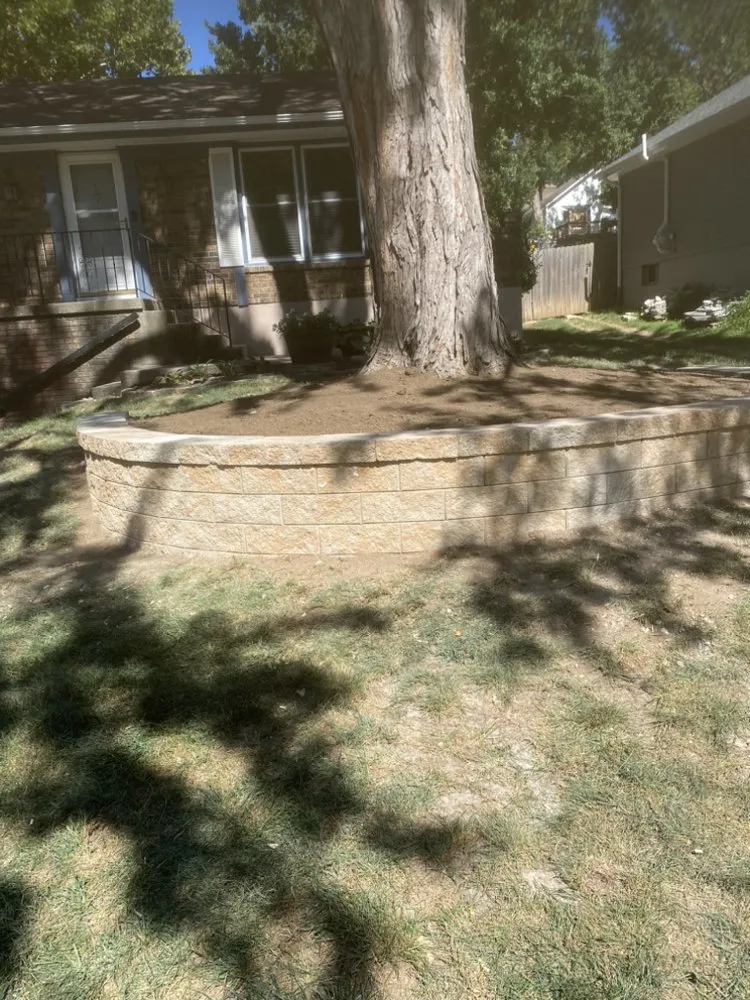 Local outdoor landscaping for homes across Grandview, MO - Márquez land care