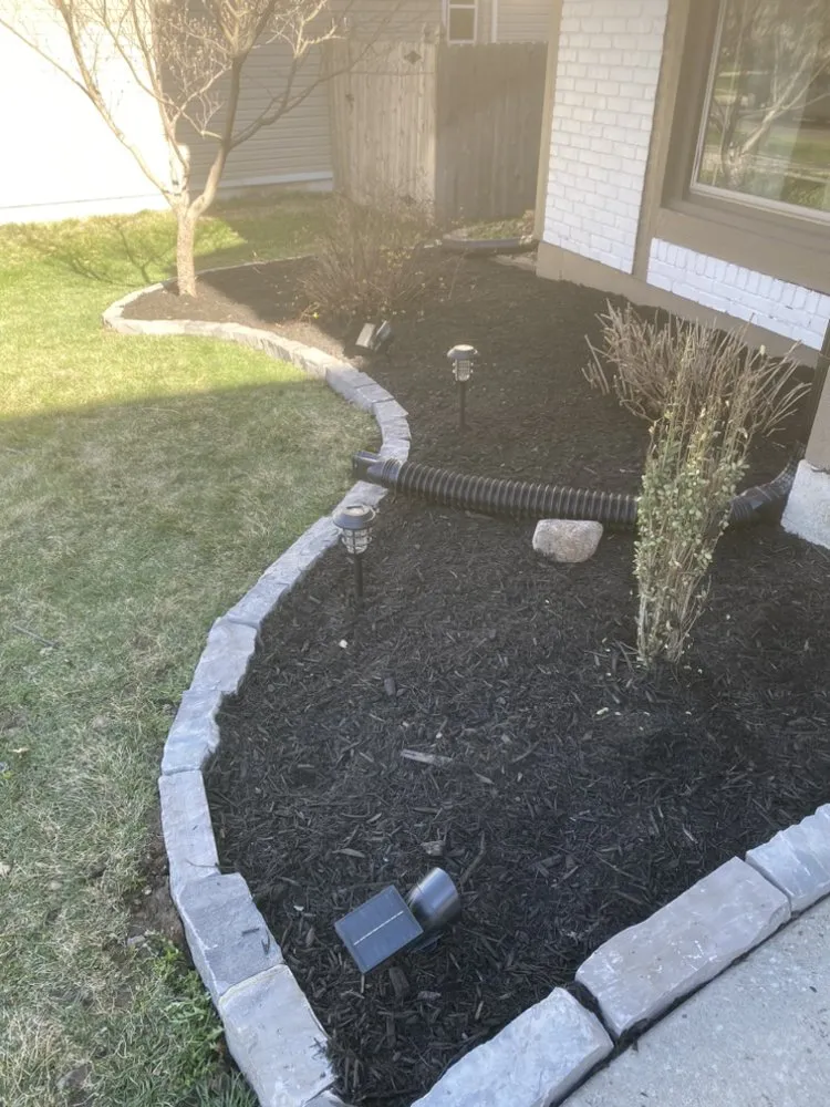 Expert landscape installation in Grandview, MO - Márquez land care