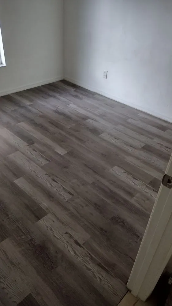 Professional outdoor landscaping in Silver Springs, FL by Mrs N Mr Handybamz