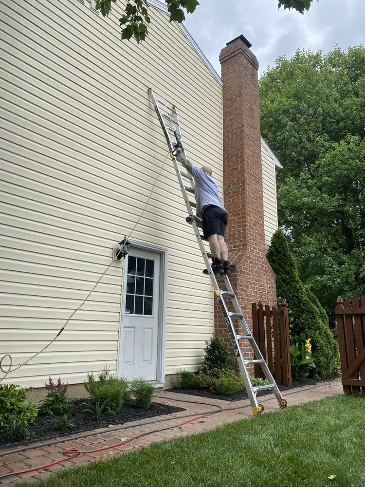 Reliable lawn care service in York, PA - Mrs. T's Hauling Company