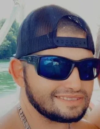 Professional lawn mowing service experts serving Sanford, FL - MRT Construction