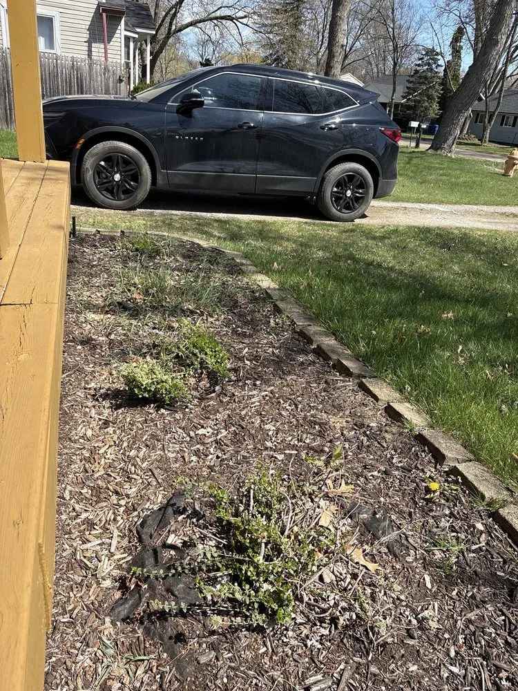 Professional lawn care service experts serving Waterford Township, MI - M&S Landscape