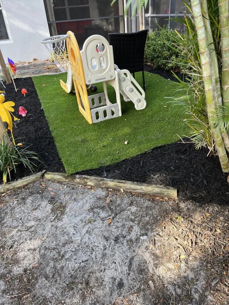 Custom garden landscaping in Melbourne, FL by Ms Lawn Barber