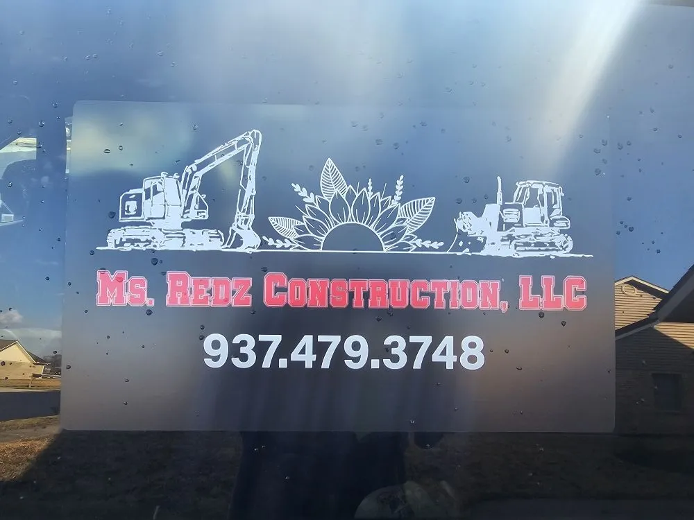 Local outdoor landscaping experts serving Troy, OH - Ms Redz Construction