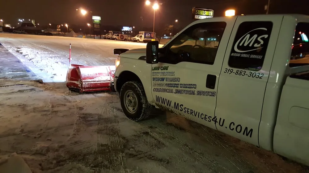 Expert outdoor landscaping in Waterloo, IA - MS Services