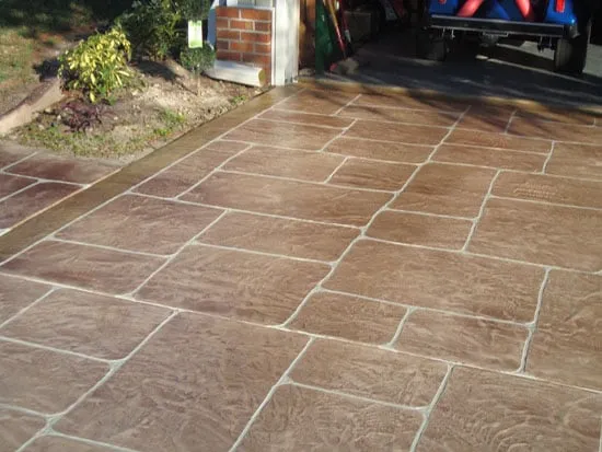 Affordable lawn mowing service near you across Cape Coral, FL - MSD Curbing