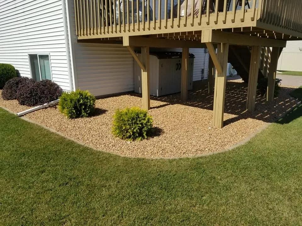 Local landscape design experts serving Owatonna, MN - MSL Landscaping and Fencing