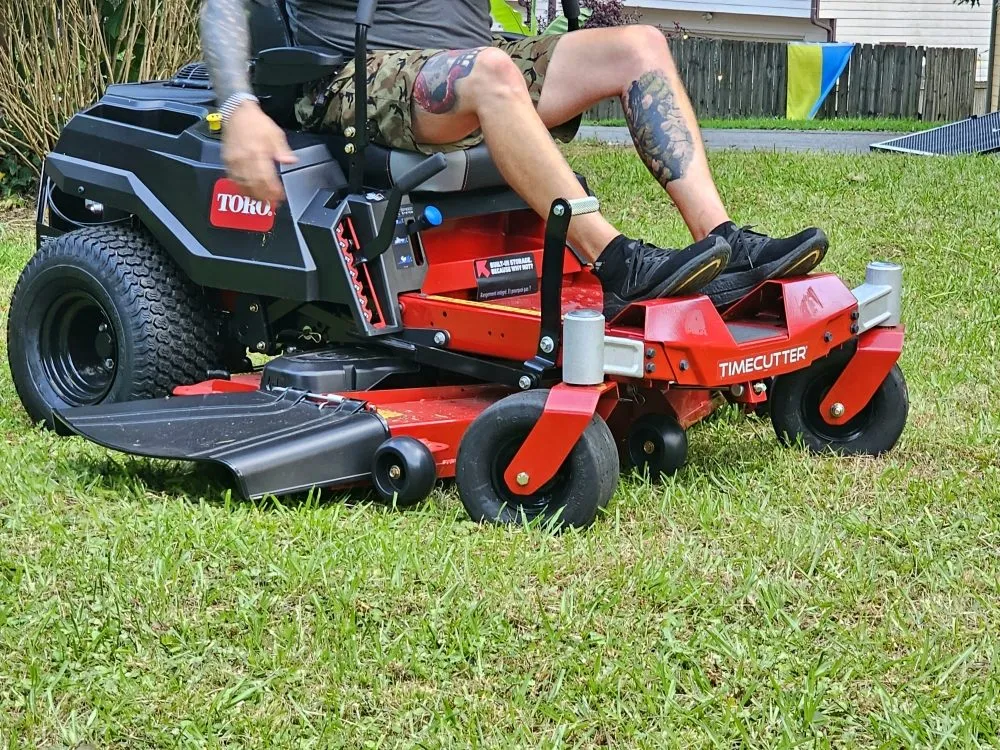 Reliable lawn care service in Atlanta, GA by MSPC Services