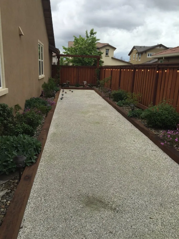 Professional garden landscaping for homes in Brentwood, CA by Mt Diablo Gardening