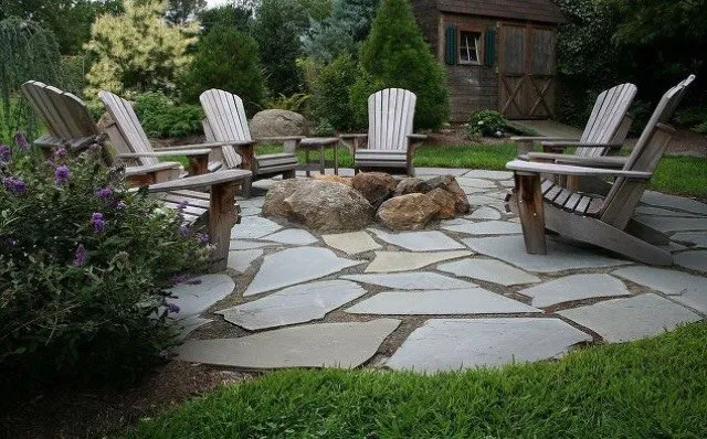 Expert garden landscaping for beautiful yards in Mt Juliet, TN by Mt Juliet Lawn Service