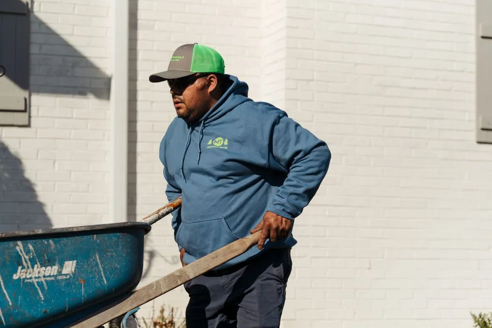 Local residential landscaping for beautiful yards across Hermitage, TN - MT Landscaping and Lawncare