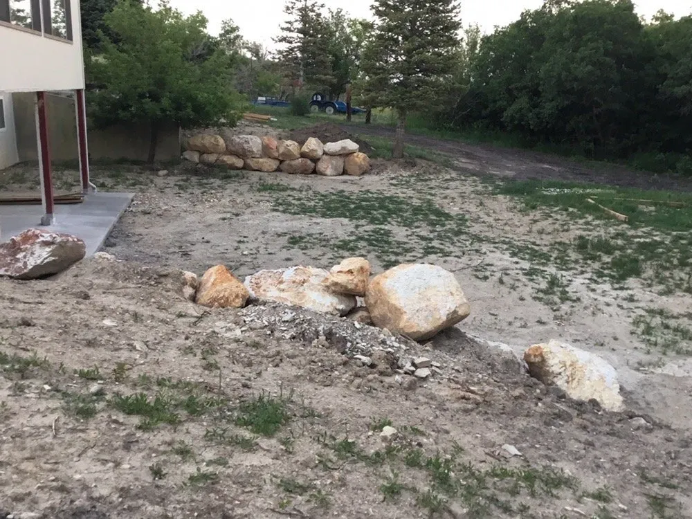 Professional lawn care service in Pueblo, CO by M&T Landscaping And Lawnservice