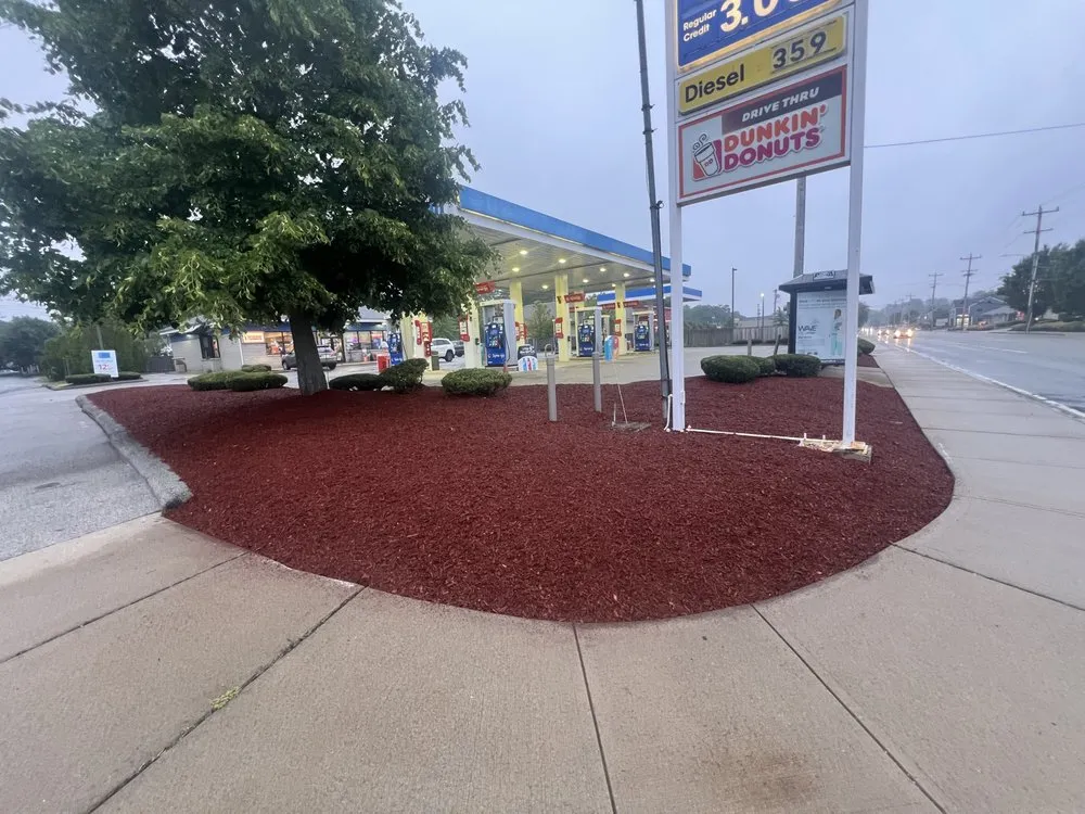 Custom outdoor landscaping experts serving Providence, RI - MT Landscaping