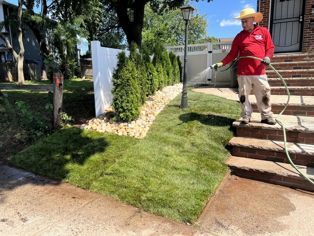 Affordable residential landscaping experts serving Roselle, NJ - M&T Landscaping