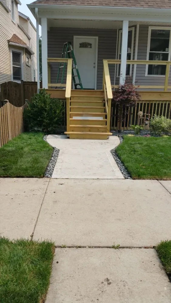 Trusted yard cleanup service in Chicago, IL by MT Lawncare Services