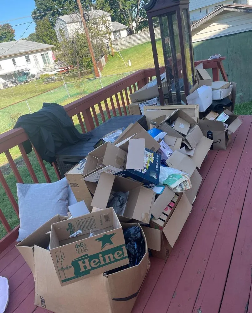 Custom yard maintenance for residential properties in Baltimore, MD by M&T Realty Group