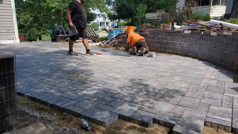 Expert lawn care service in Pittsburgh, PA by MT Williams