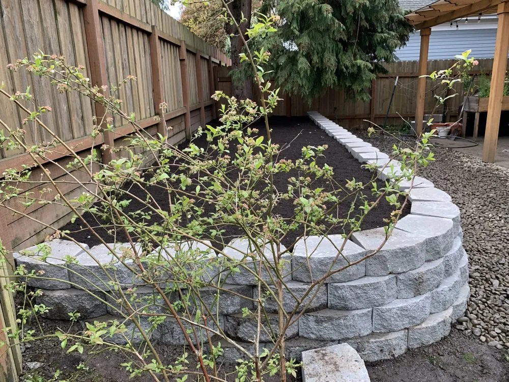 Professional yard cleanup service in Beaverton, OR by MT Zion