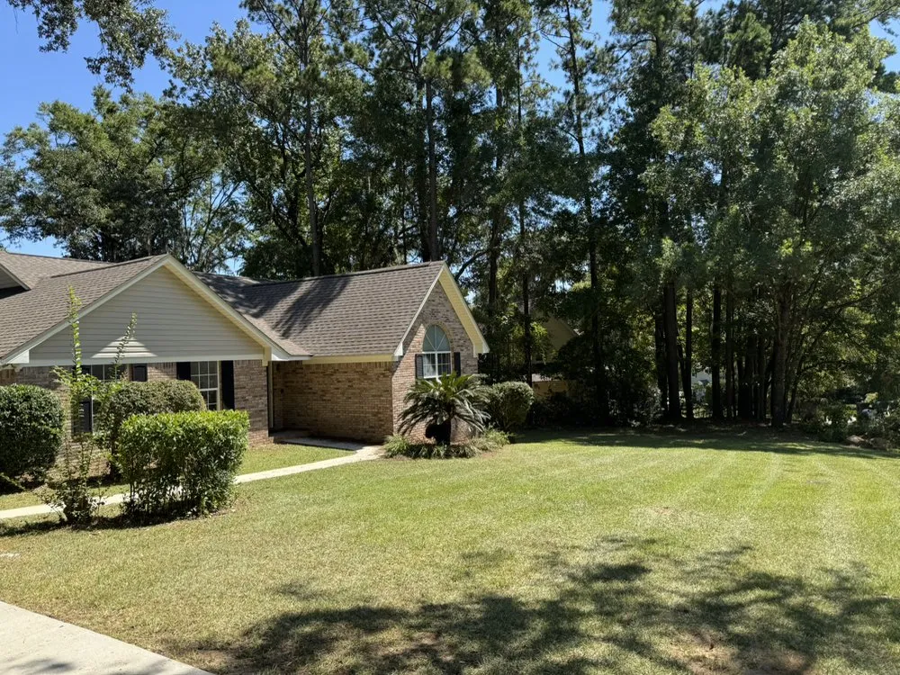 Reliable garden landscaping in Crawfordville, FL - MTC Lawn Care