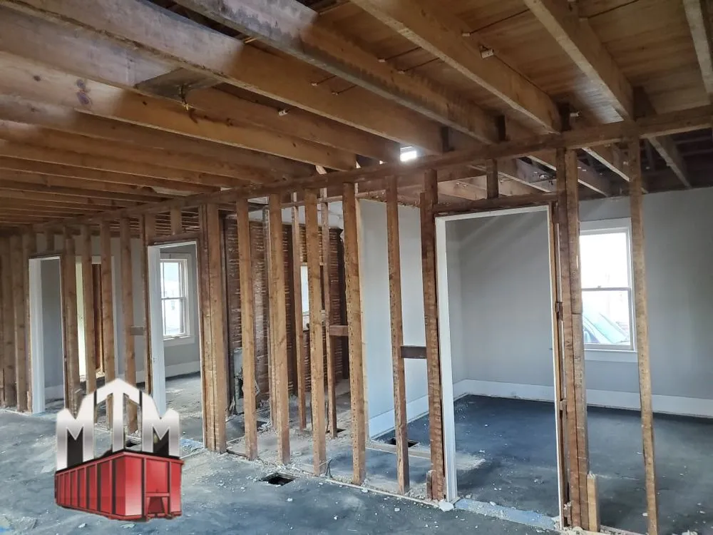 Affordable landscape design for homes across Kemp, TX - Mtm Demolition & Dumpster