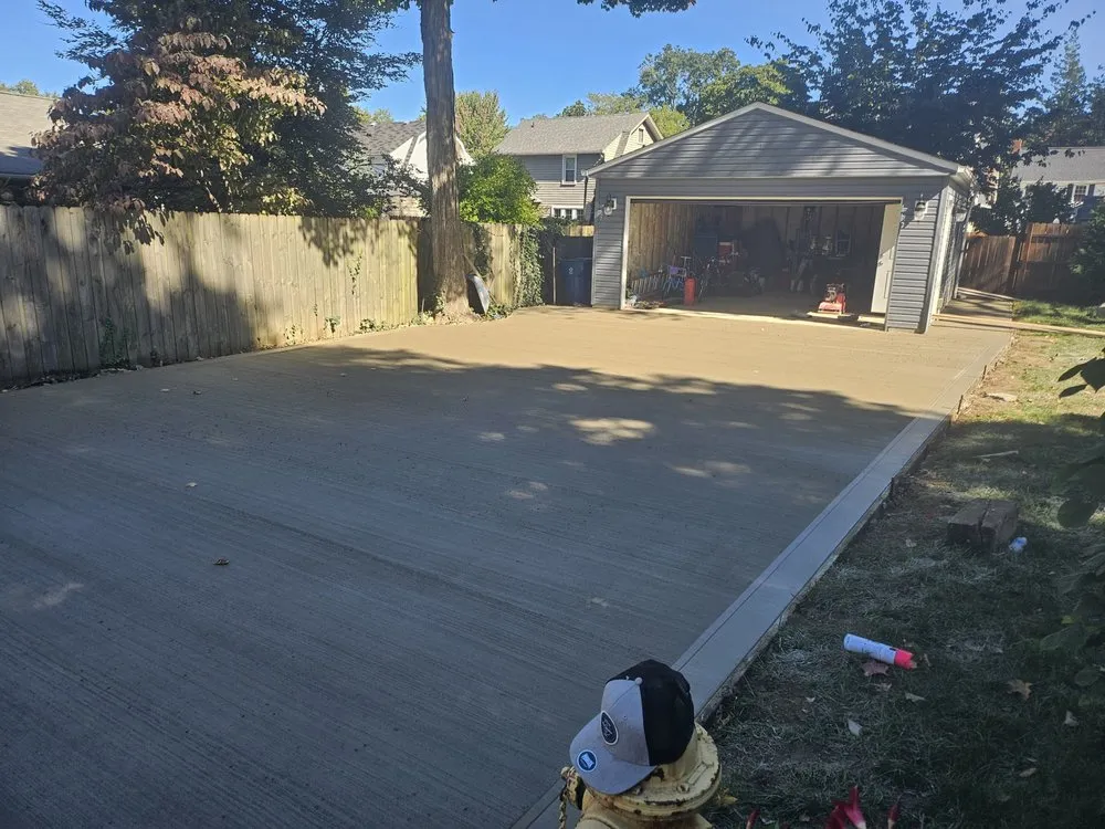 Reliable outdoor landscaping with custom design across Painesville, OH - Mts Concrete And Landscaping