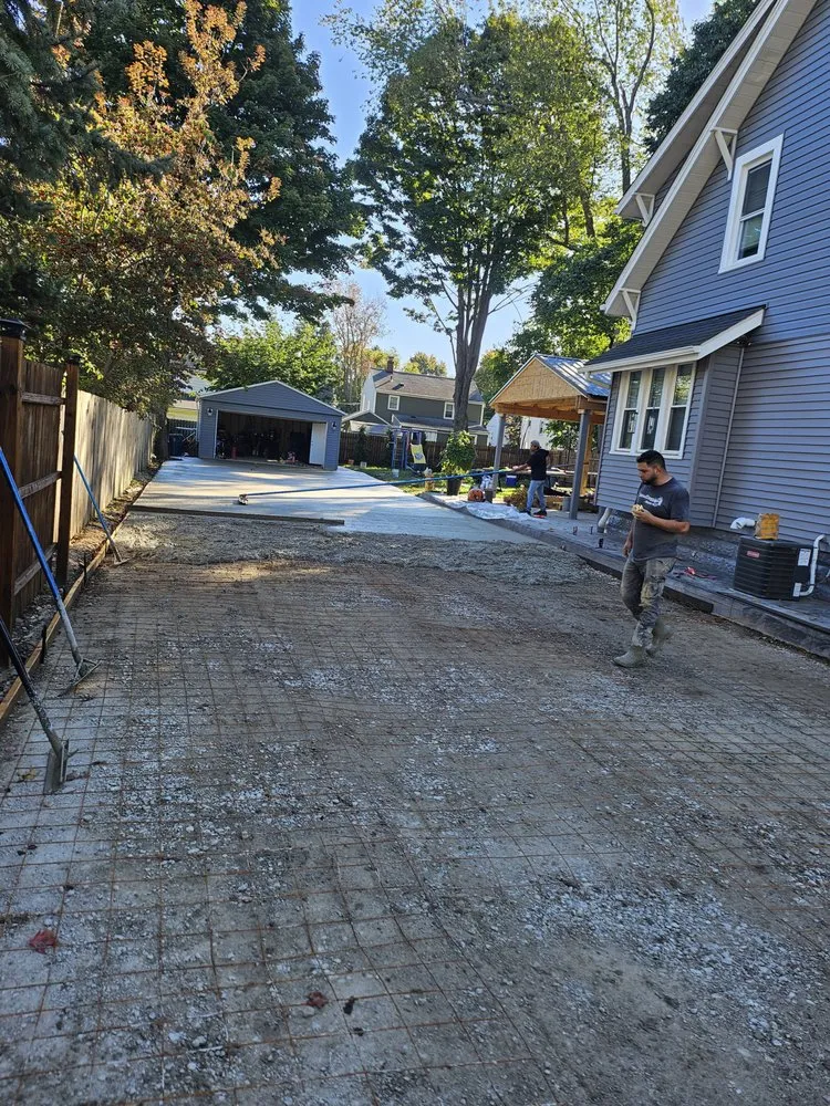 Expert landscaping services in Painesville, OH by Mts Concrete And Landscaping