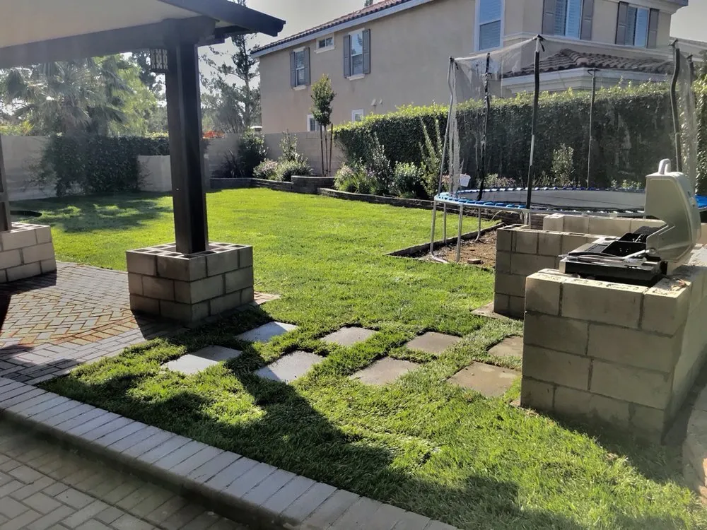 Reliable lawn mowing service in Chesapeake, VA - MT's Landscaping and Tree Removal