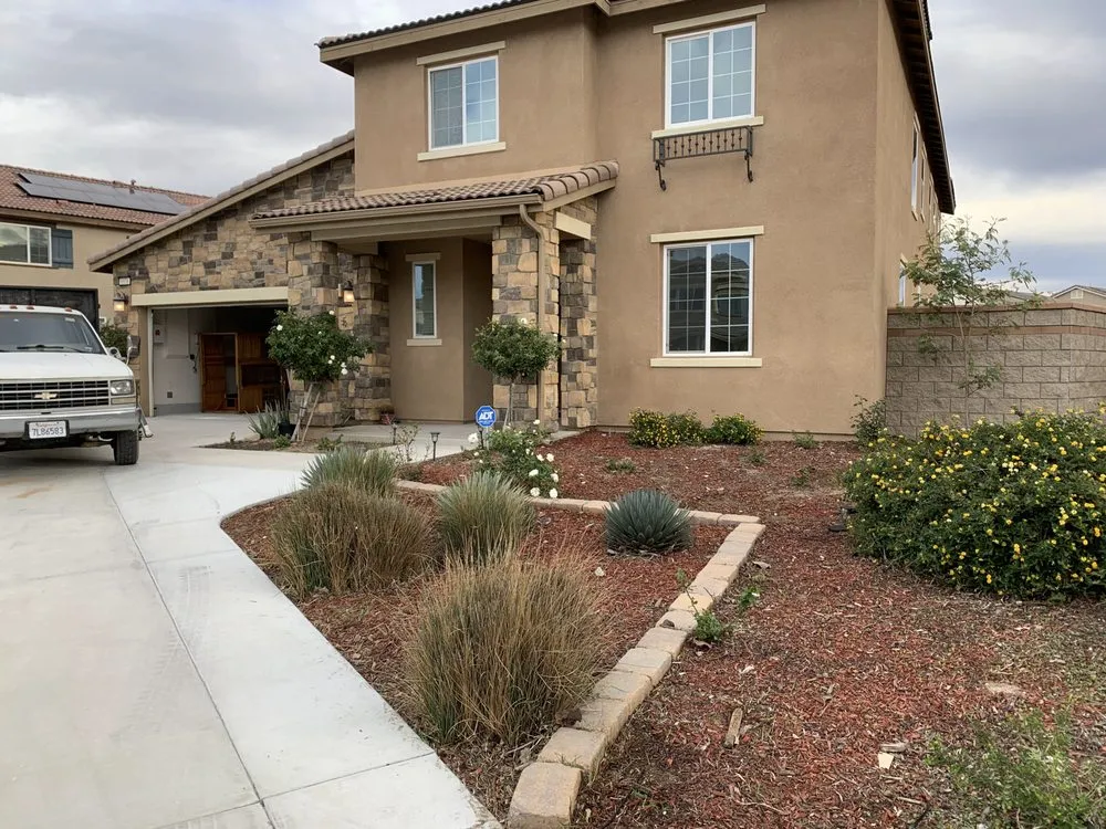 Reliable lawn mowing service experts serving Eastvale, CA - MTZ Landscaping