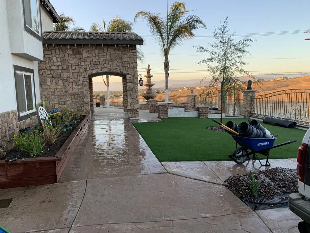 Professional landscaping services in Eastvale, CA - MTZ Landscaping