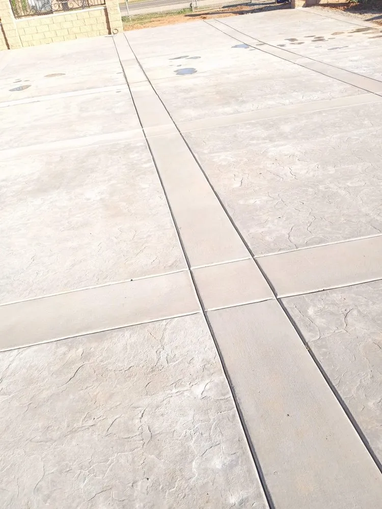 Trusted lawn mowing service for homes across Eastvale, CA - MTZ Landscaping