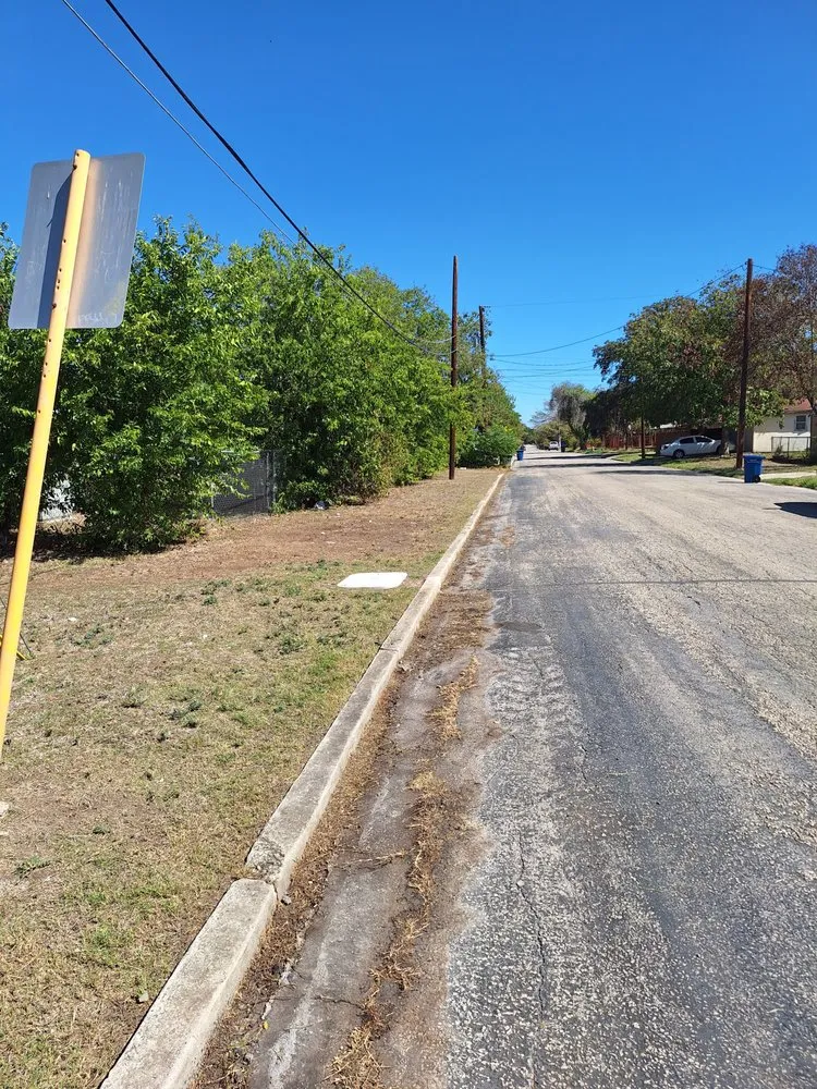 Trusted residential landscaping experts serving San Antonio, TX - MTZ Lawn Care